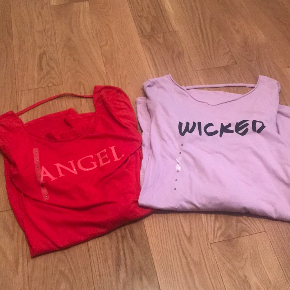 2 VS nightgowns